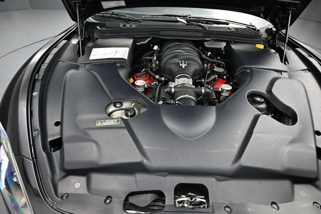 Used 2013 Maserati GranTurismo Sport RWD image 22