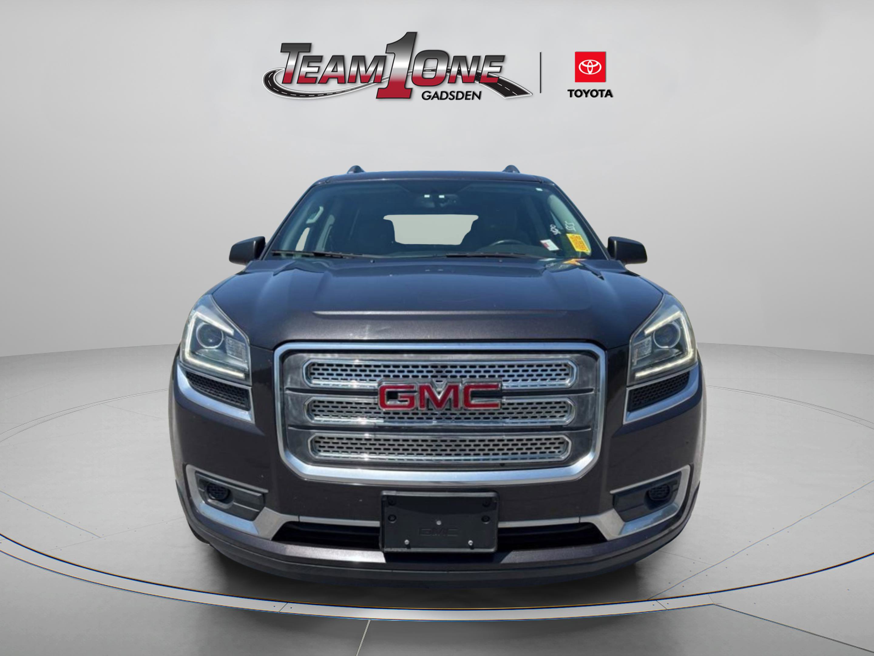 Used 2014 GMC Acadia SLE image 2