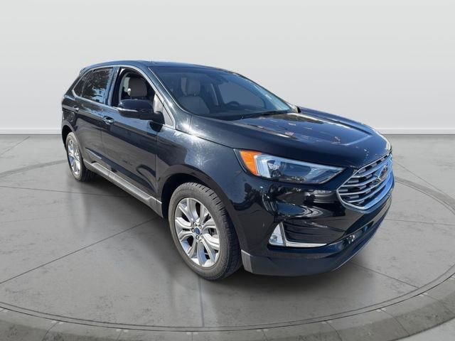 Used 2022 Ford Edge Titanium image 1