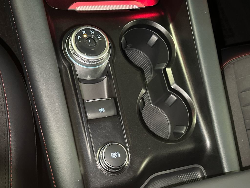 Used 2025 Ford Explorer ST-Line w/ Premium Package image 35