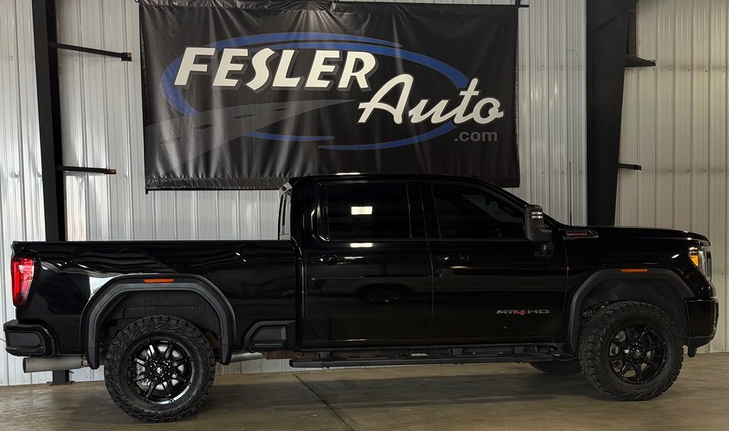 Used 2020 GMC Sierra 2500 AT4 w/ AT4 Premium Package AWD/4WD image 1