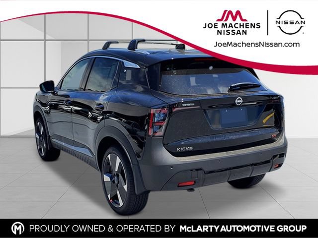 New 2026 Nissan Kicks SR FWD image 4