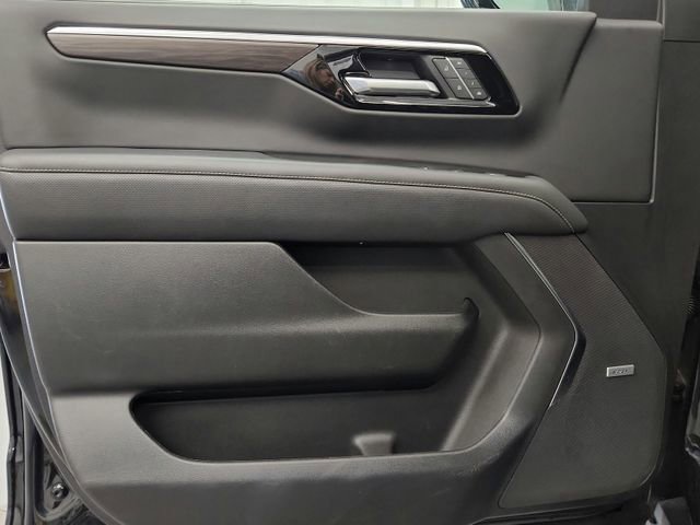 Used 2025 Chevrolet Tahoe Premier image 27