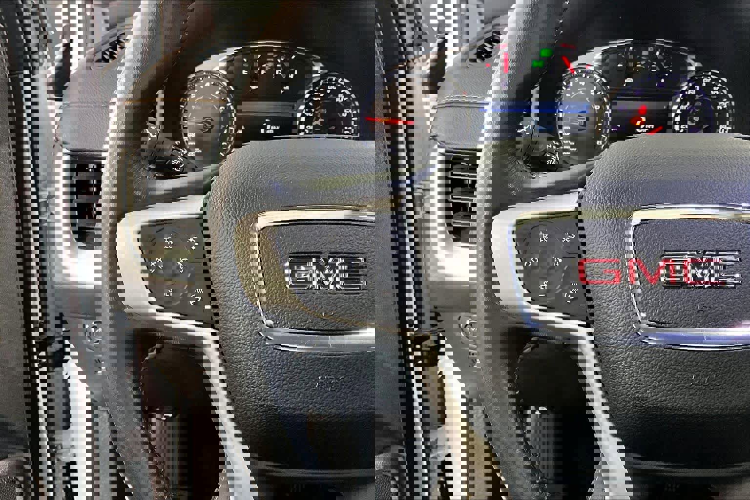 Certified 2021 GMC Terrain SLT w/ LPO, Floor Liner Package image 23