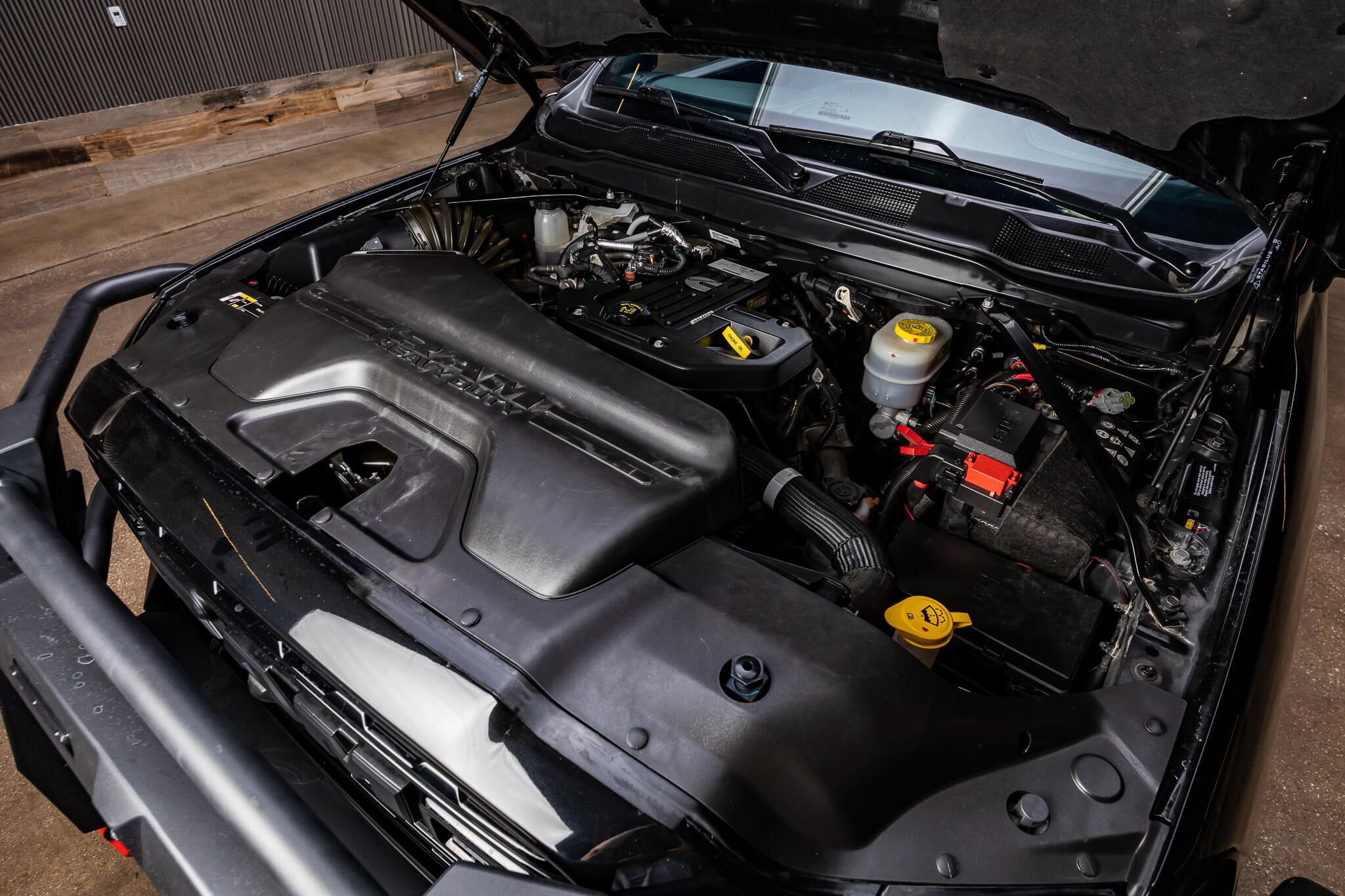 Used 2025 RAM 3500 Limited AWD/4WD image 42