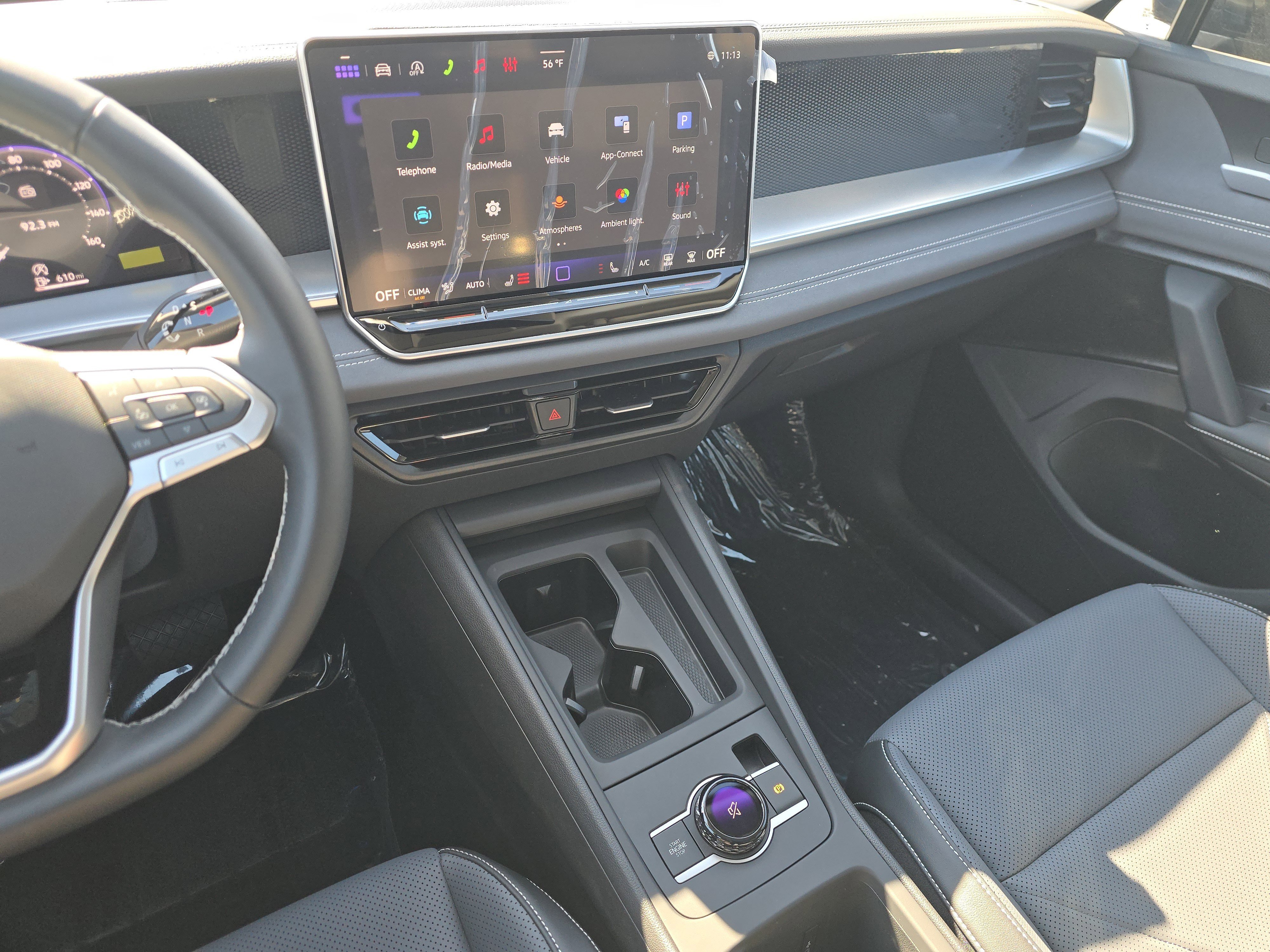 New 2026 Volkswagen Tiguan SE FWD image 23