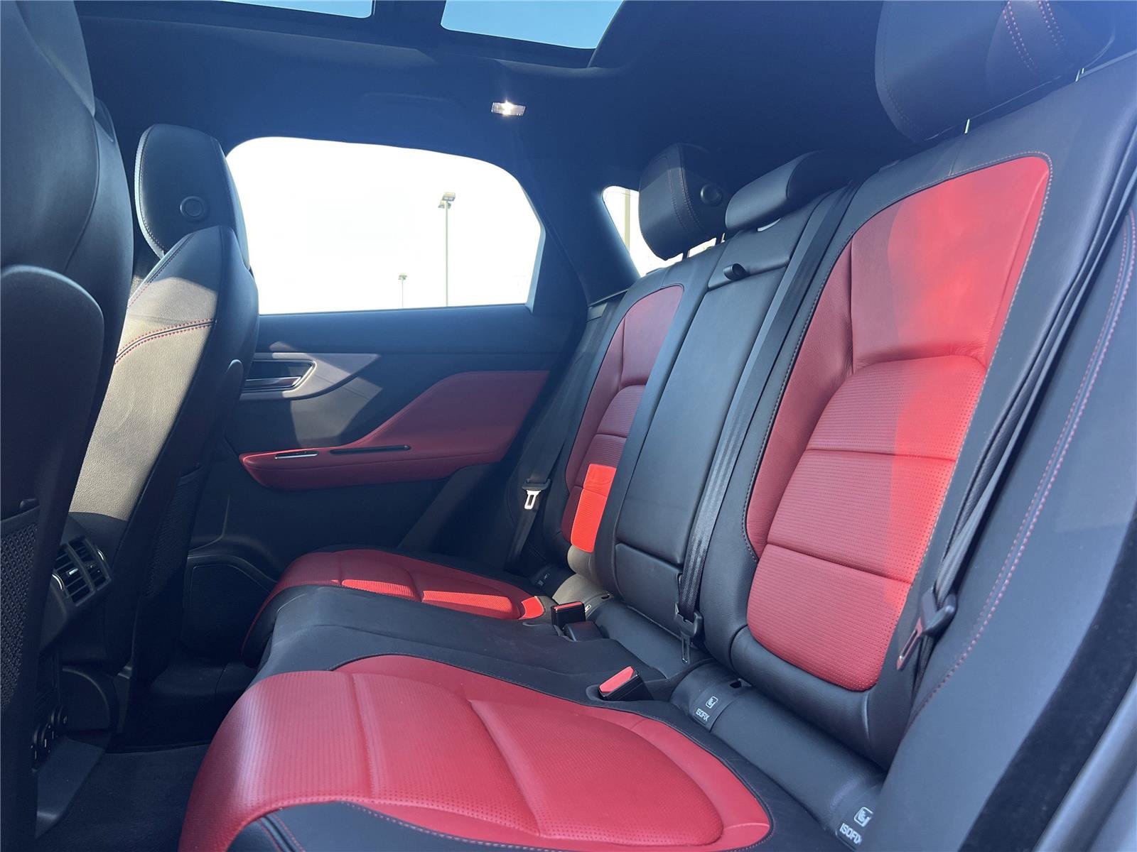 Used 2018 Jaguar F-PACE R-Sport AWD/4WD image 26