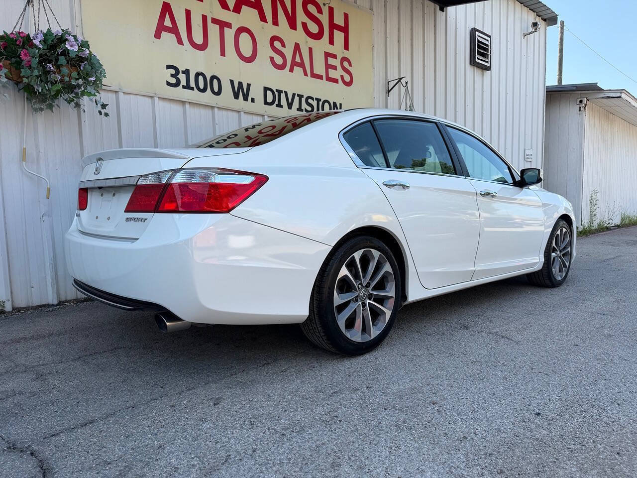 Used 2013 Honda Accord Sport image 4