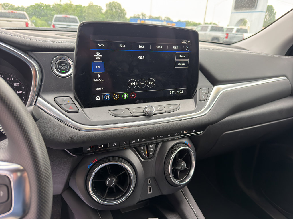 Used 2024 Chevrolet Blazer LT w/ Convenience Package FWD image 11