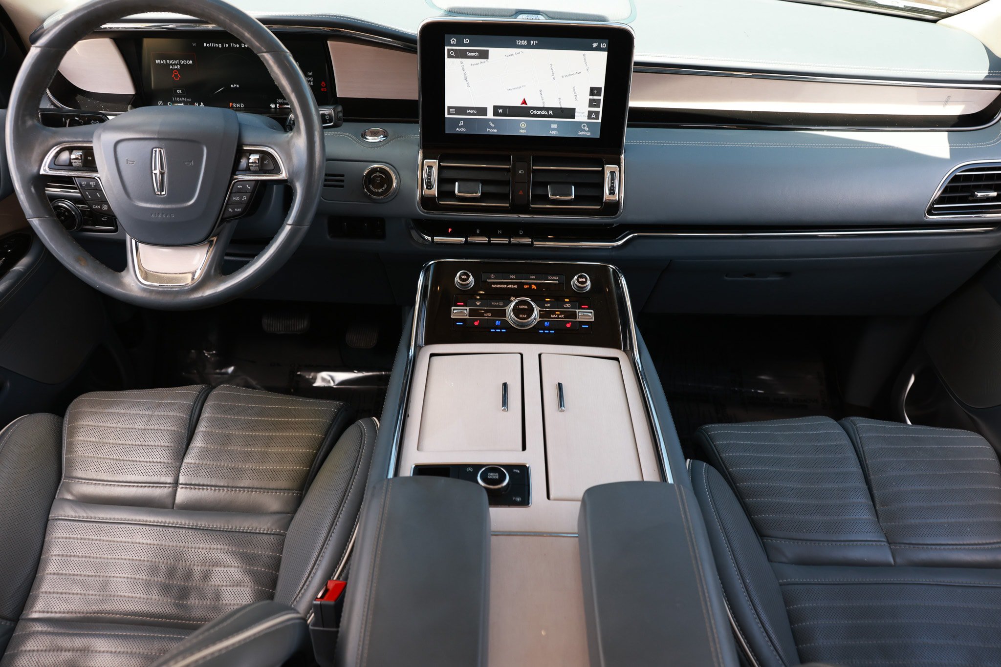Used 2020 Lincoln Navigator L Black Label w/ Cargo Convenience Package AWD/4WD image 25