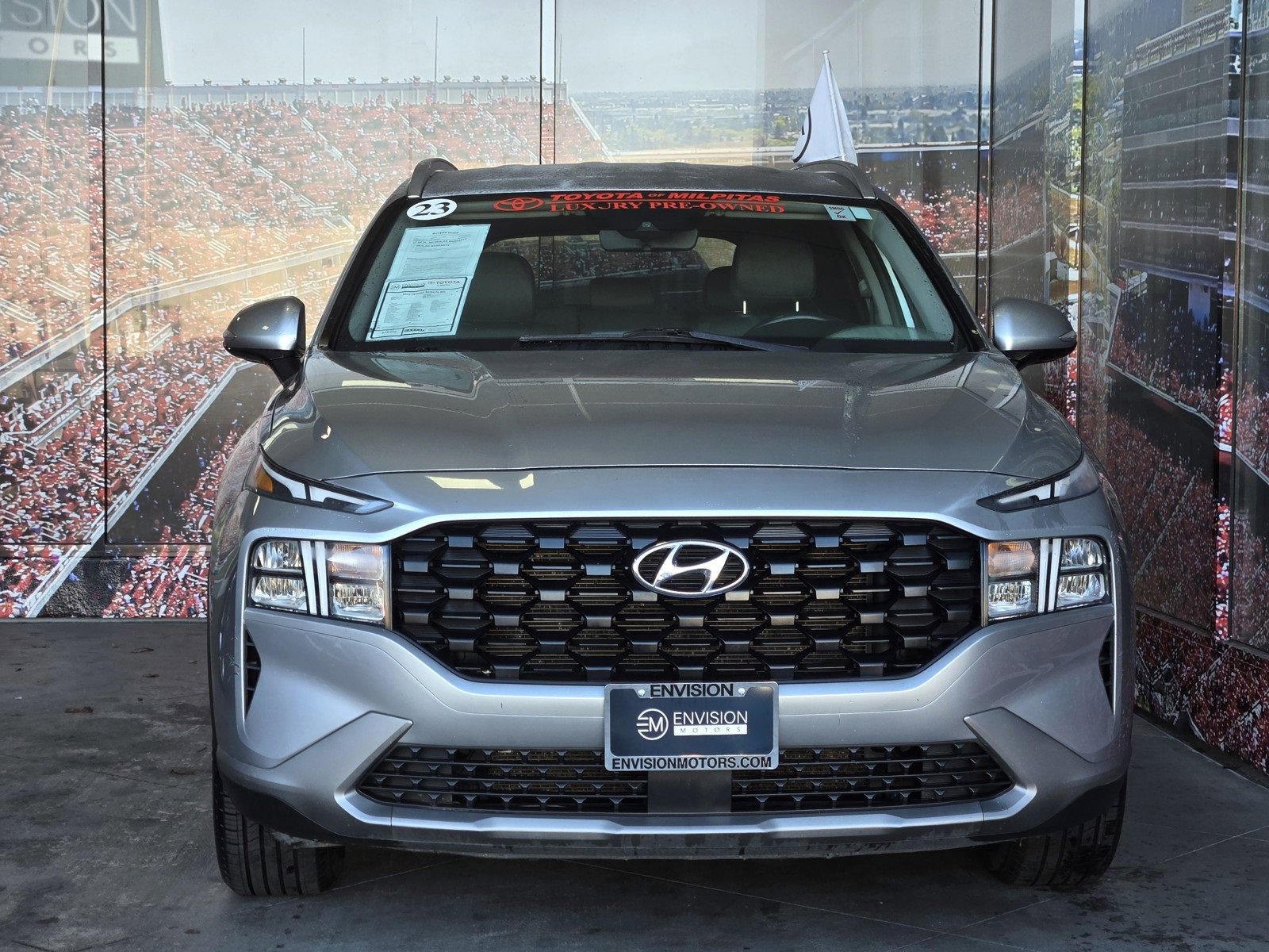 Used 2023 Hyundai Santa Fe SEL image 3