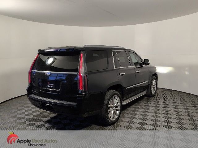 Used 2015 Cadillac Escalade Luxury image 5