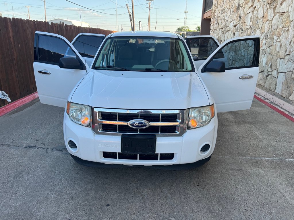 Used 2012 Ford Escape XLS FWD image 7