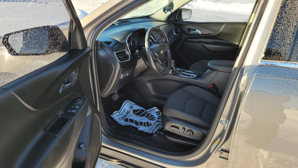 Used 2019 Chevrolet Equinox LT image 18