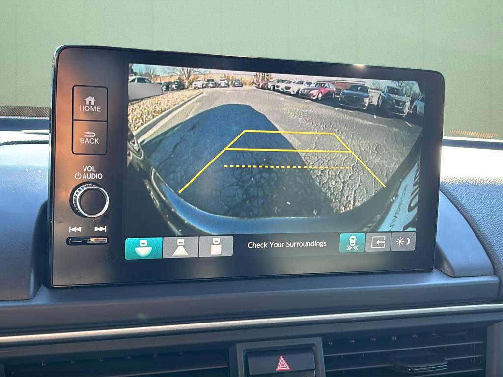 Used 2023 Honda Pilot Touring image 31