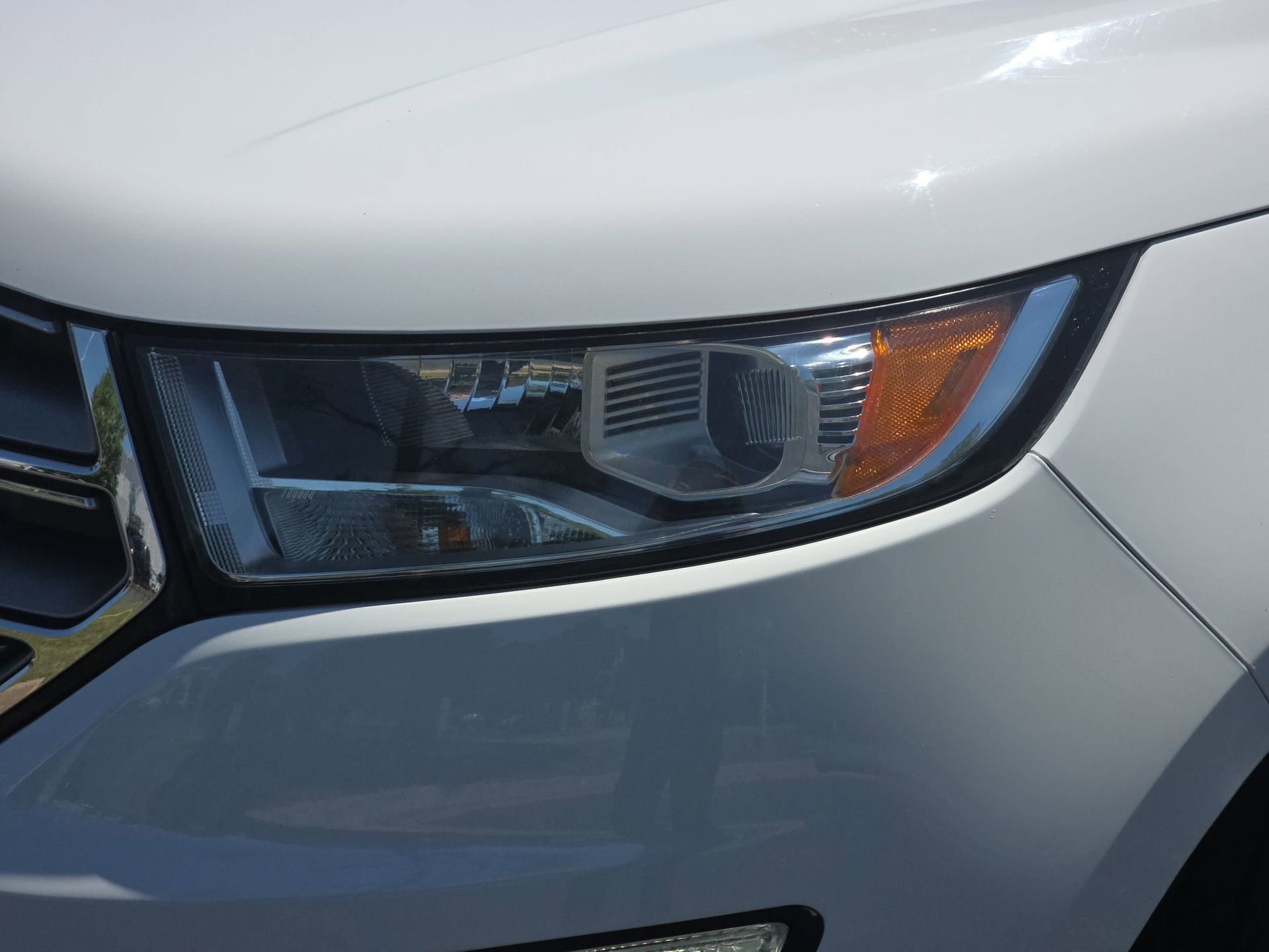 Used 2015 Ford Edge SEL FWD image 27