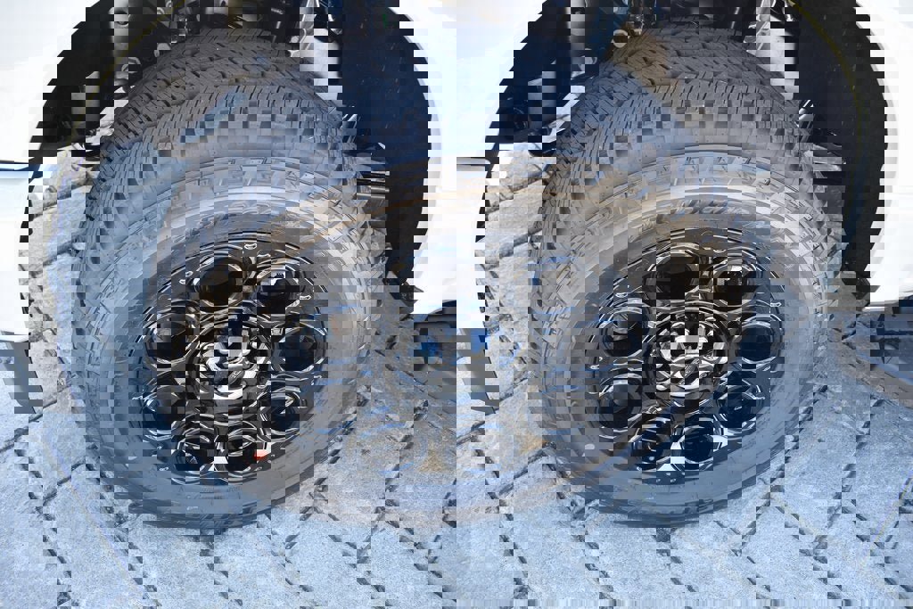 New 2025 Ford F350 Lariat w/ Lariat Ultimate Package image 4