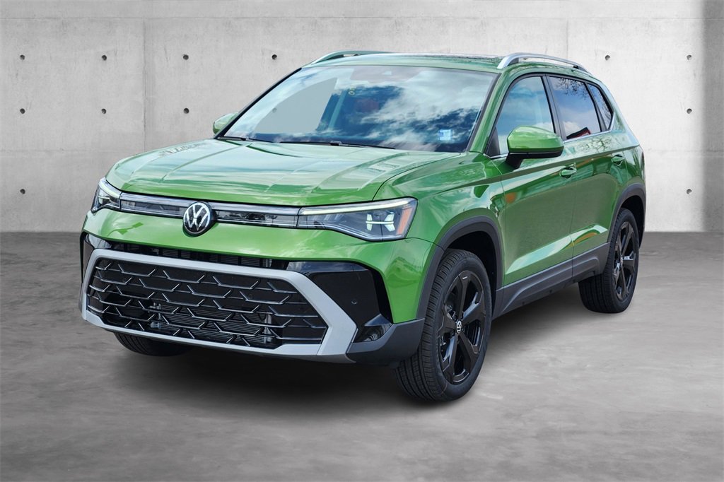 New 2025 Volkswagen Taos SEL image 7