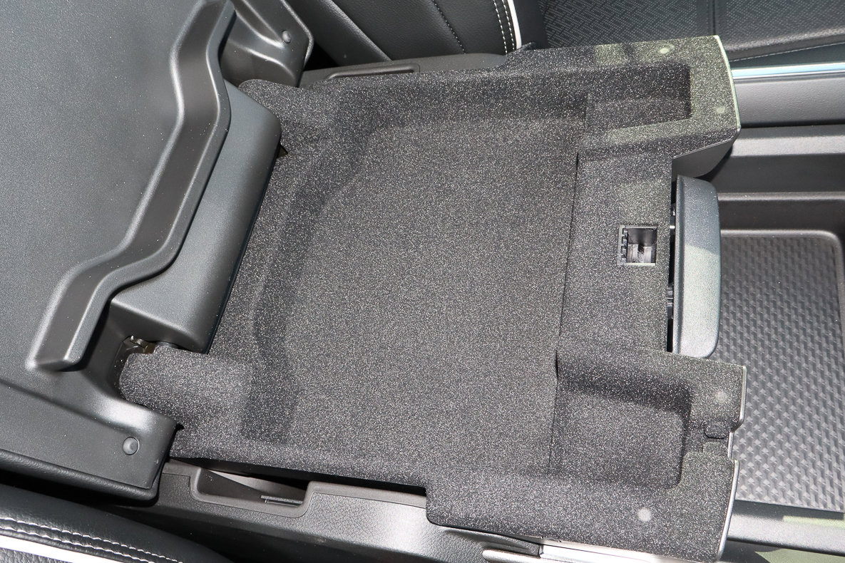 New 2026 RAM 2500 Laramie w/ Night Edition image 40