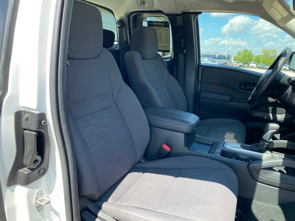 Used 2024 Nissan Frontier S AWD/4WD image 29