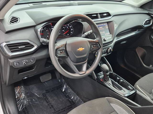 Used 2023 Chevrolet TrailBlazer LT FWD image 10