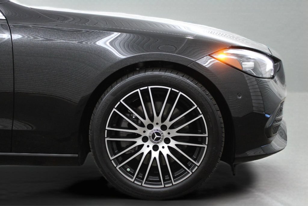 Used 2024 Mercedes-Benz C 300 Sedan image 14