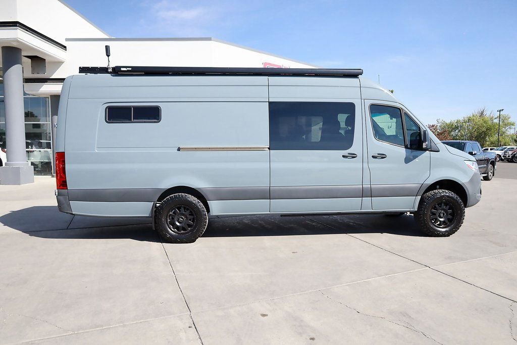 Used 2022 Mercedes-Benz Sprinter 2500 image 7
