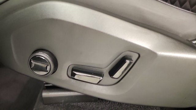 Certified 2026 Volvo XC90 B5 Core AWD/4WD image 14