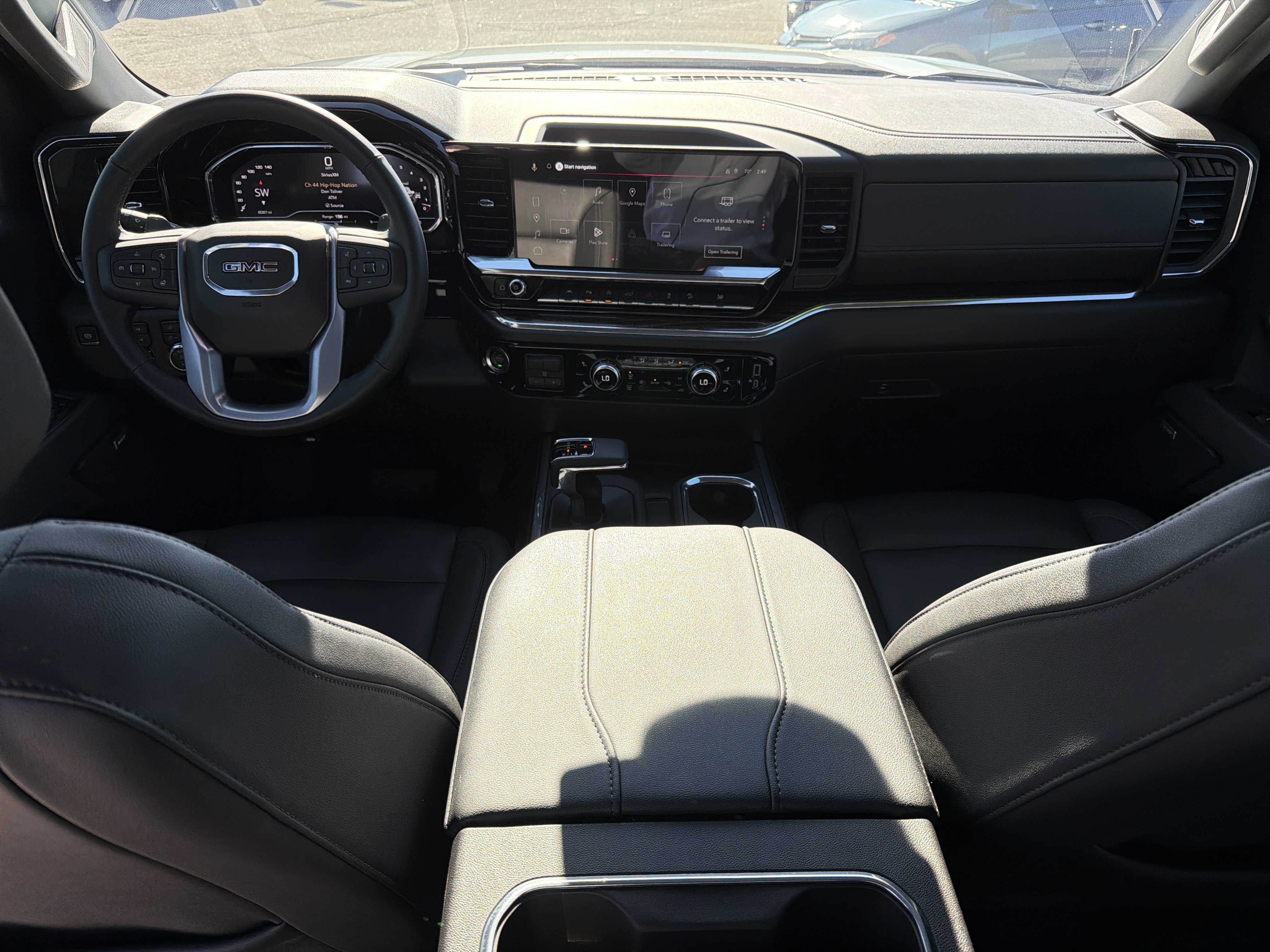 Used 2025 GMC Sierra 1500 Elevation w/ Elevation Premium Package image 4