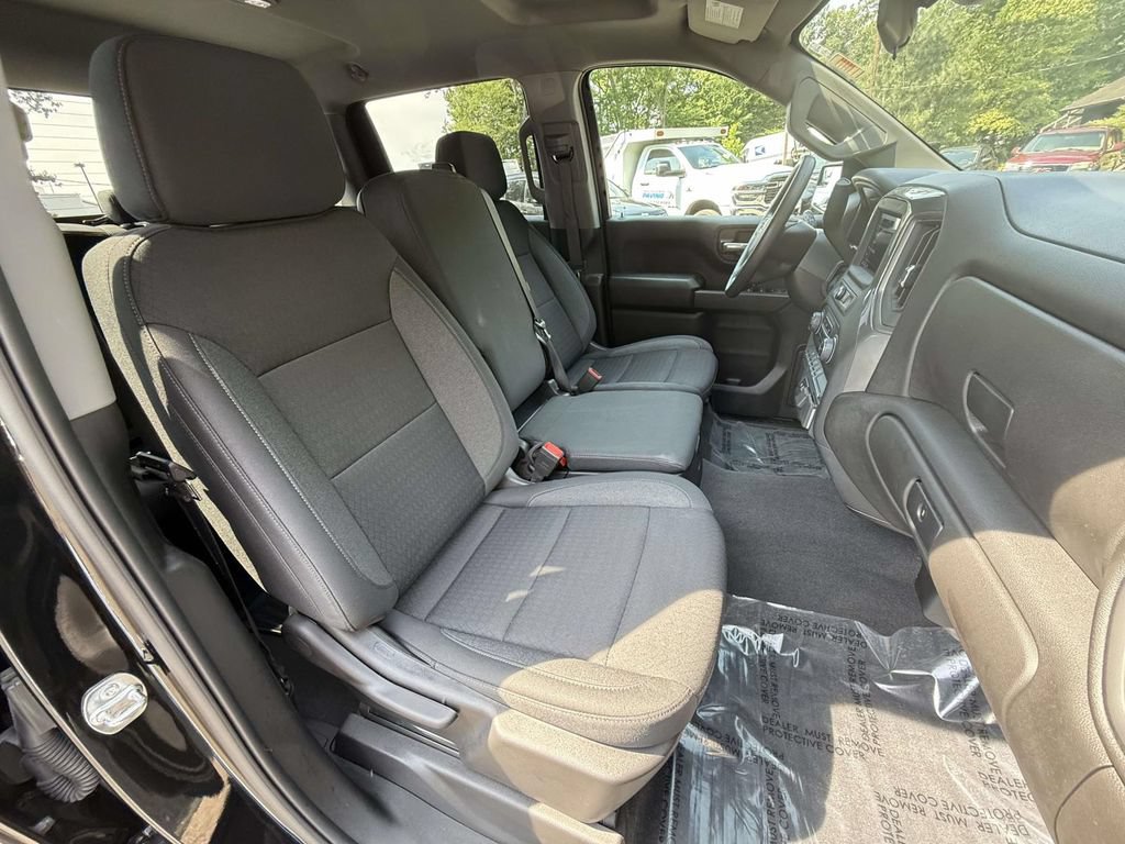 Used 2026 Chevrolet Silverado 1500 Custom AWD/4WD image 9