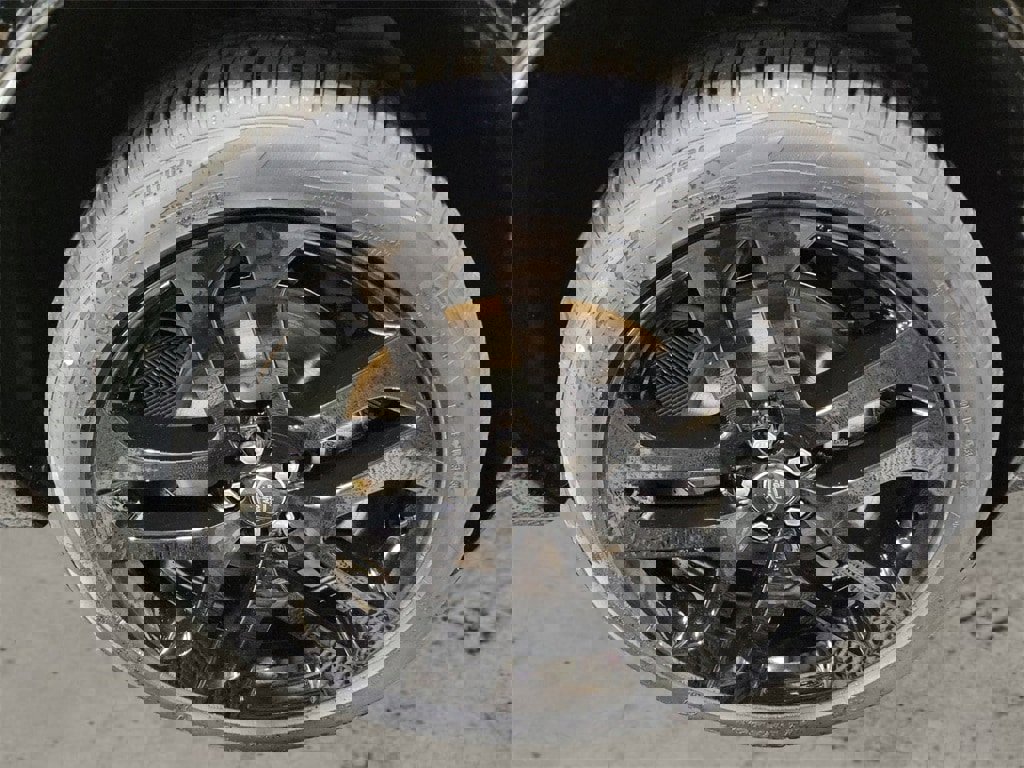 New 2025 Land Rover Discovery Sport Dynamic SE image 11