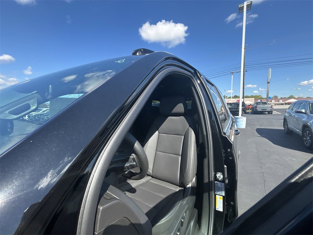 New 2026 Chevrolet Tahoe LT w/ Comfort Package image 17