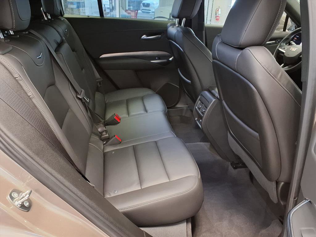 Certified 2025 Cadillac XT4 Premium Luxury image 14