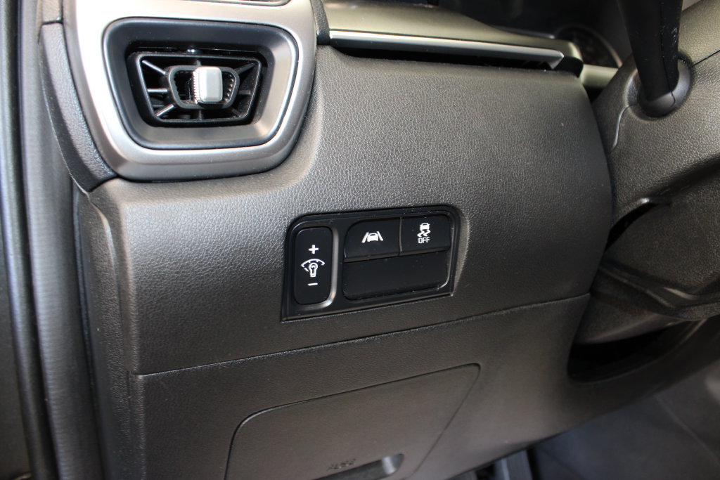 Used 2021 Kia Sorento LX AWD/4WD image 19
