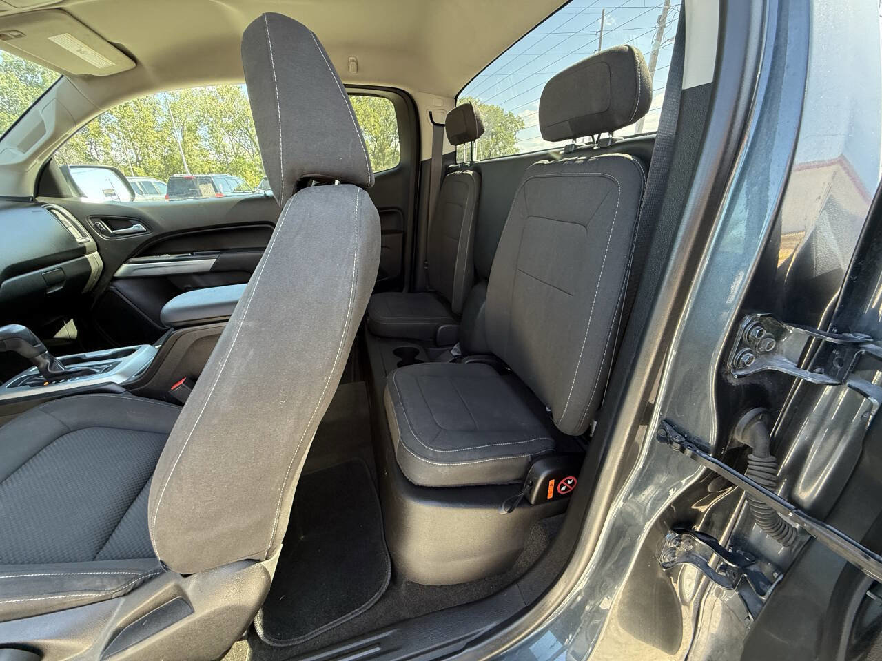 Used 2015 Chevrolet Colorado LT w/ LT Convenience Package image 22