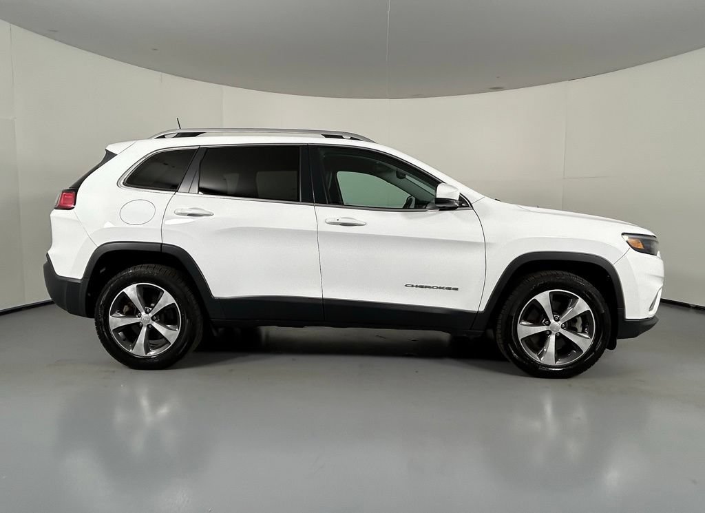 Used 2019 Jeep Cherokee Limited AWD/4WD image 8