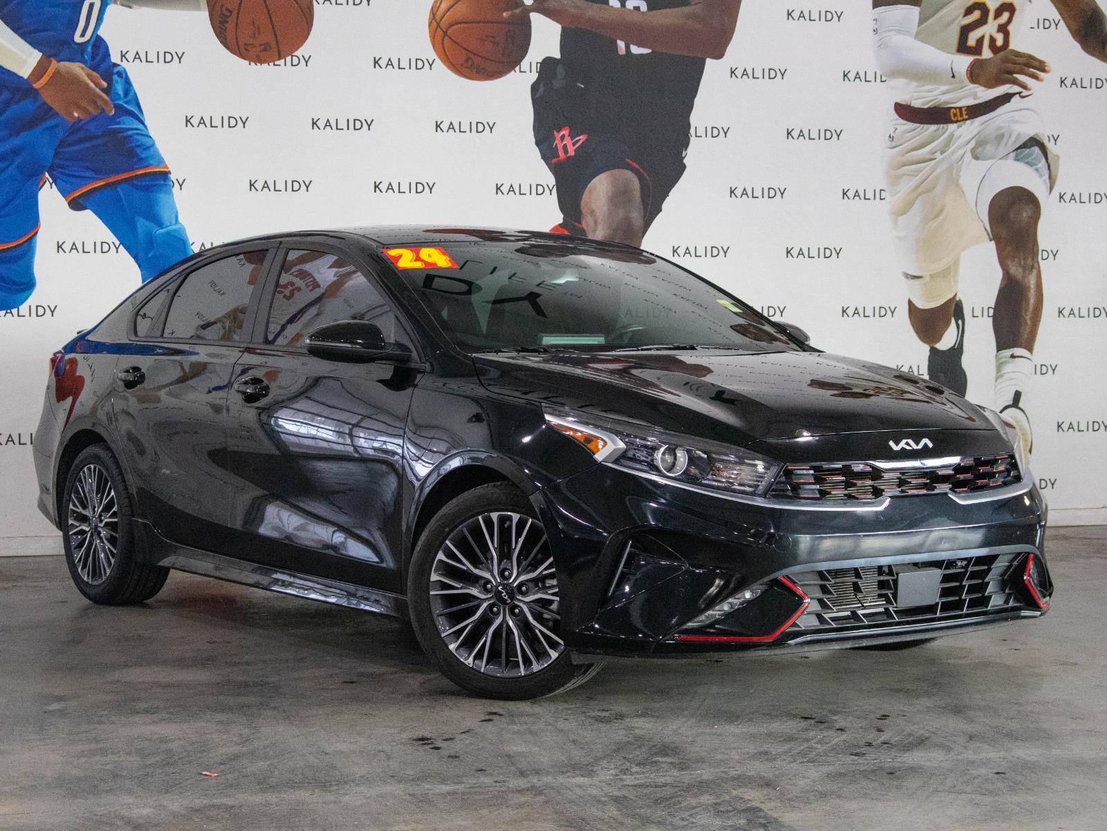 Used 2024 Kia Forte GT-Line image 1