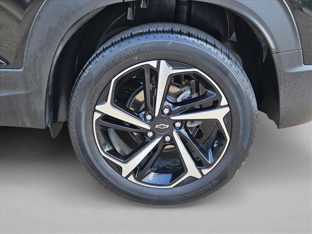 Used 2023 Chevrolet TrailBlazer RS AWD/4WD image 22