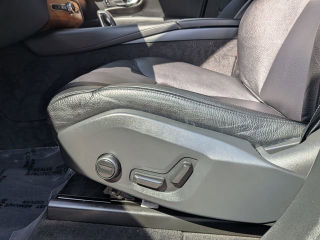 Certified 2023 Volvo XC90 B6 Plus AWD/4WD image 14