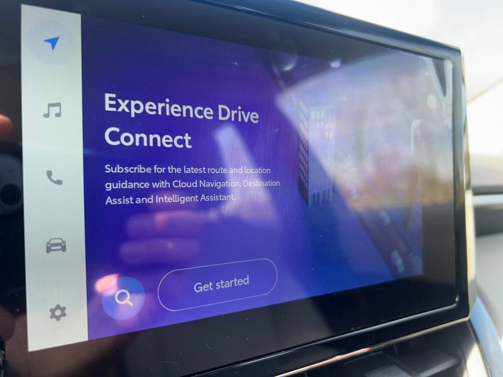 Certified 2025 Toyota Corolla Cross L FWD image 13