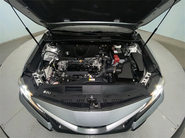 Used 2020 Toyota Camry SE image 25
