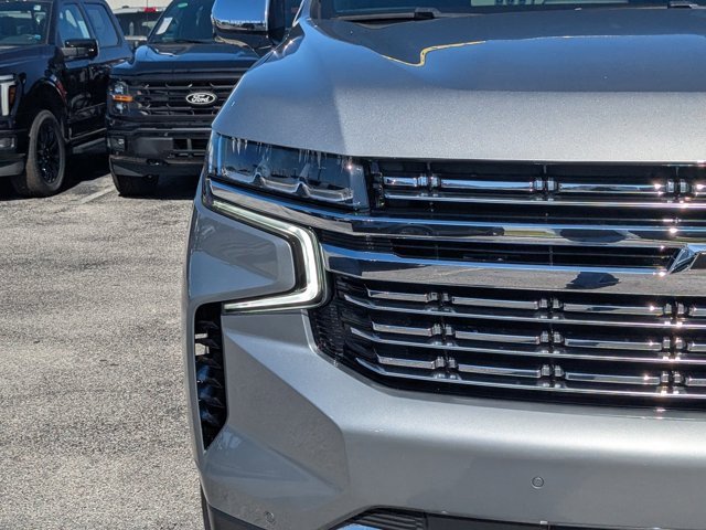 Used 2024 Chevrolet Suburban Premier image 10