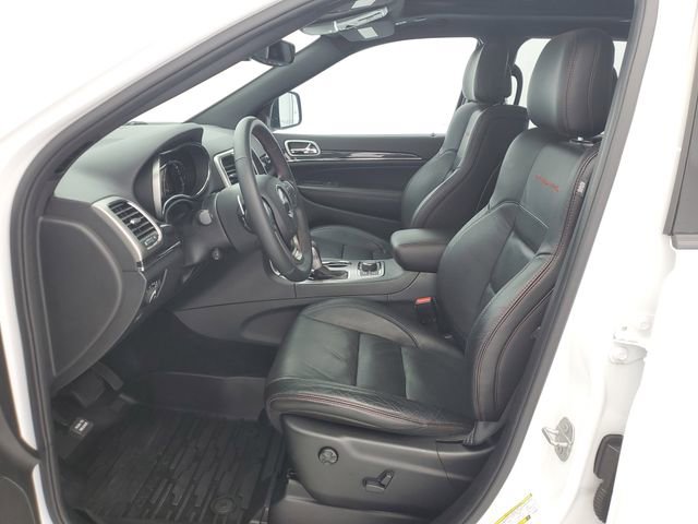 Used 2018 Jeep Grand Cherokee Trailhawk w/ Trailhawk Luxury Group AWD/4WD image 17
