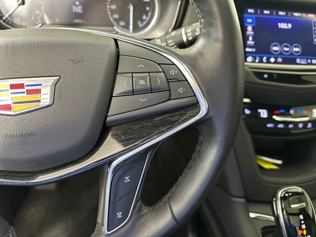 Used 2022 Cadillac XT5 Premium Luxury image 16