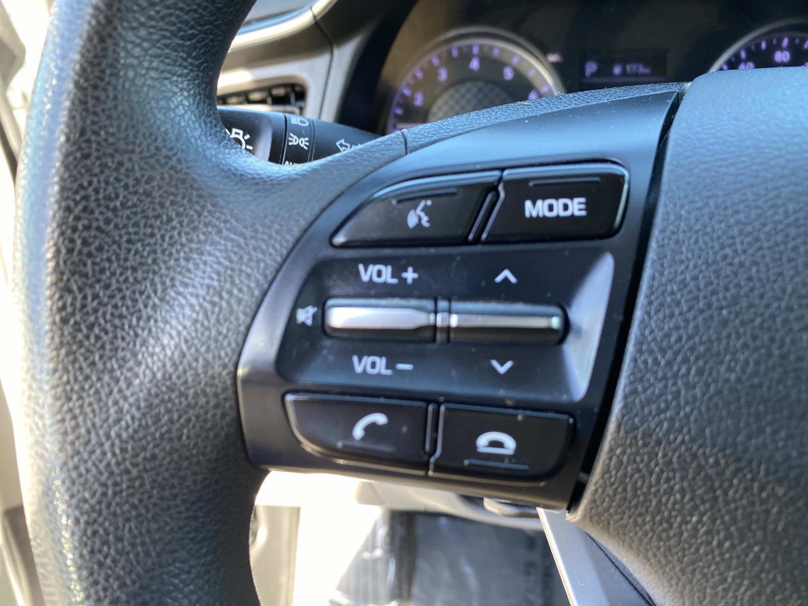 Used 2019 Hyundai Elantra SEL FWD image 16
