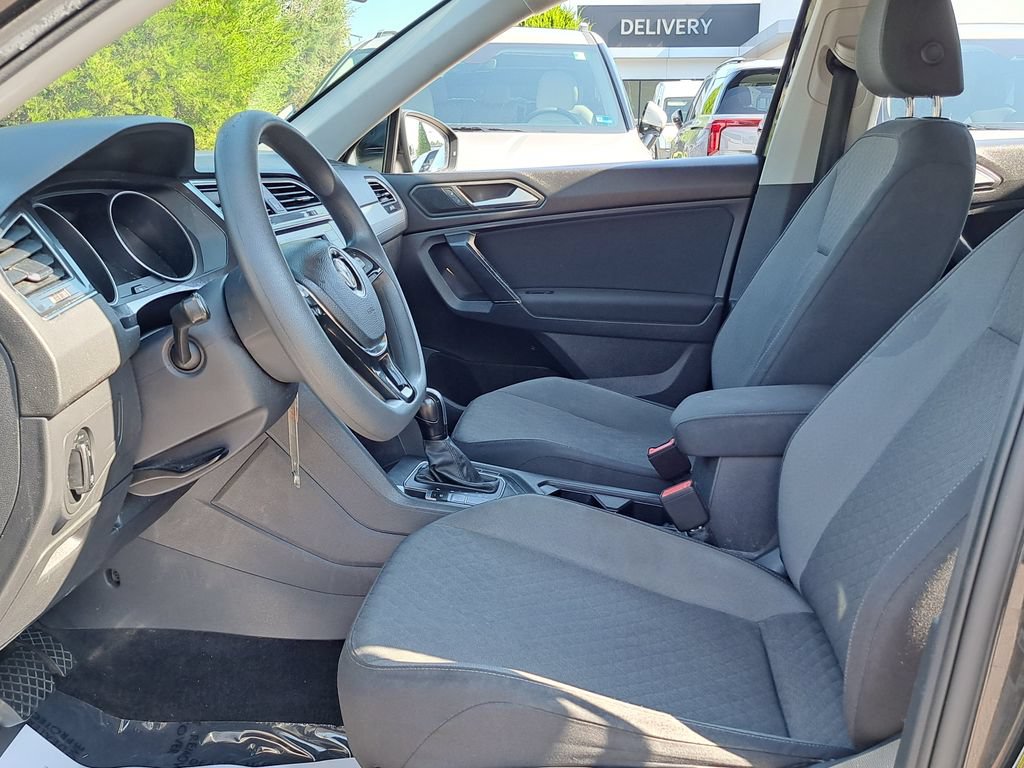 Used 2020 Volkswagen Tiguan S FWD image 20