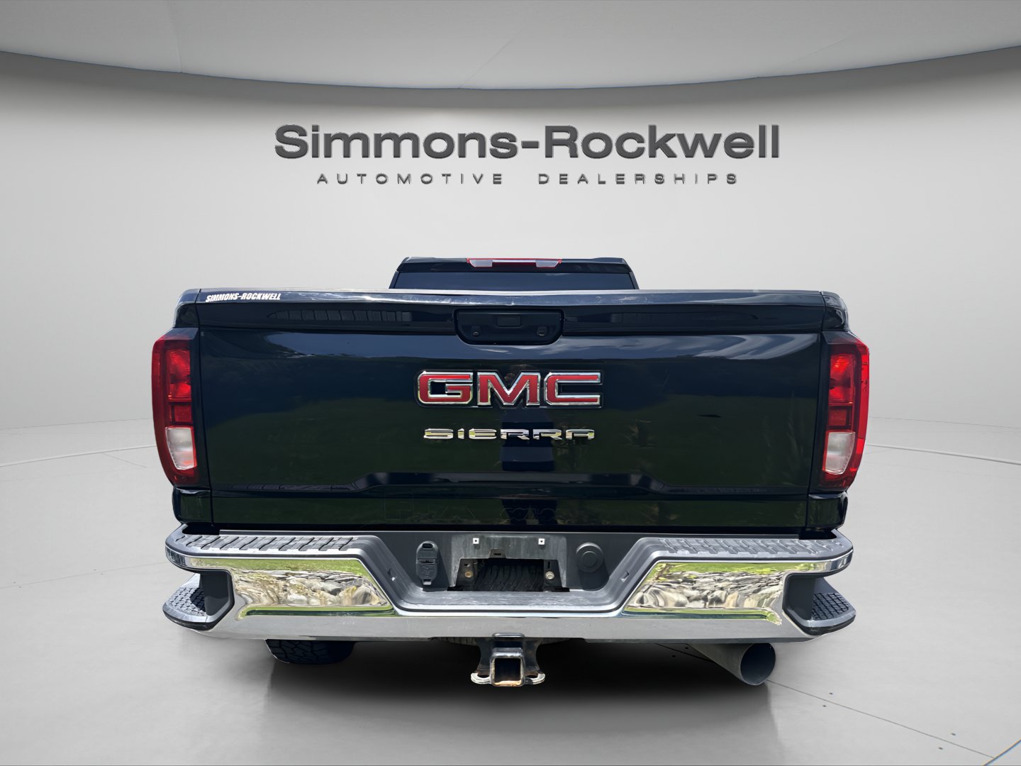 Used 2024 GMC Sierra 3500 Pro w/ Convenience Package AWD/4WD image 3
