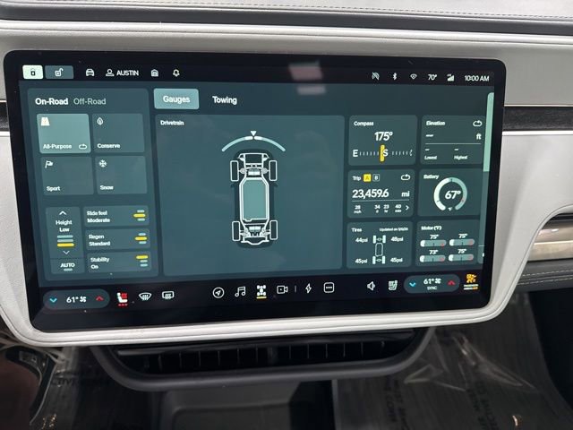 Used 2023 Rivian R1S Adventure AWD/4WD image 23