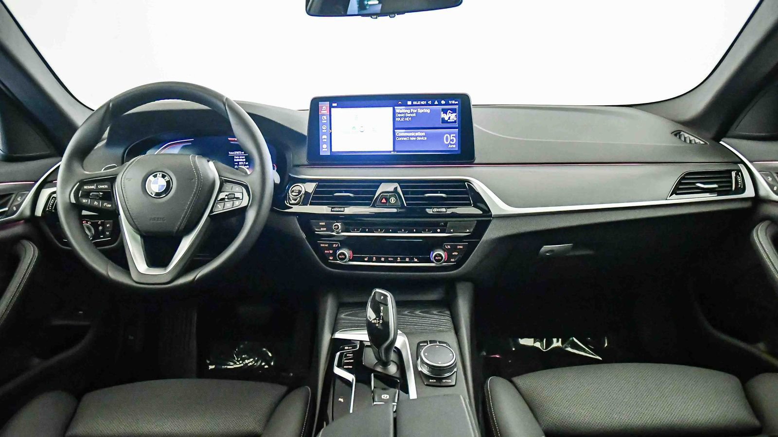 Used 2023 BMW 530i w/ Convenience Package RWD image 15
