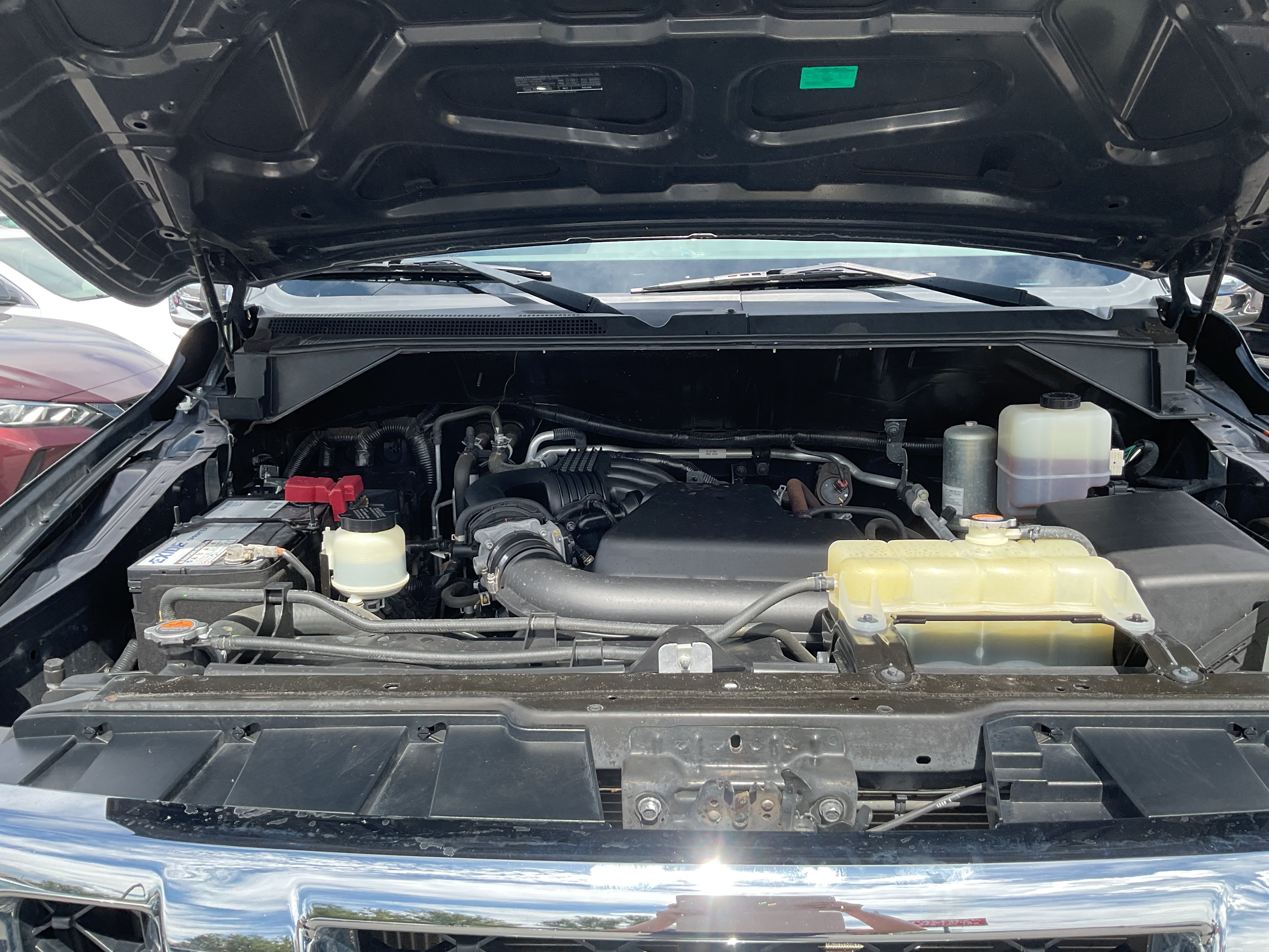 Used 2019 Nissan NV 3500 SV w/ Navigation Package RWD image 13